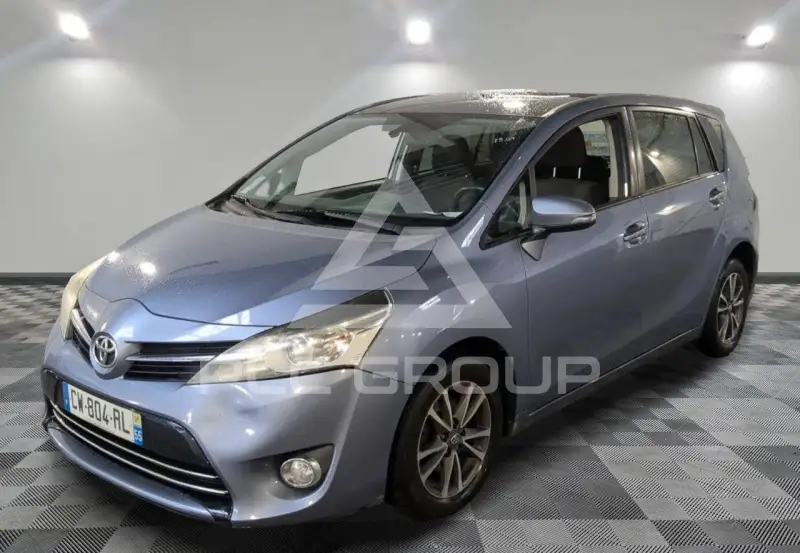 2013 Toyota VERSO