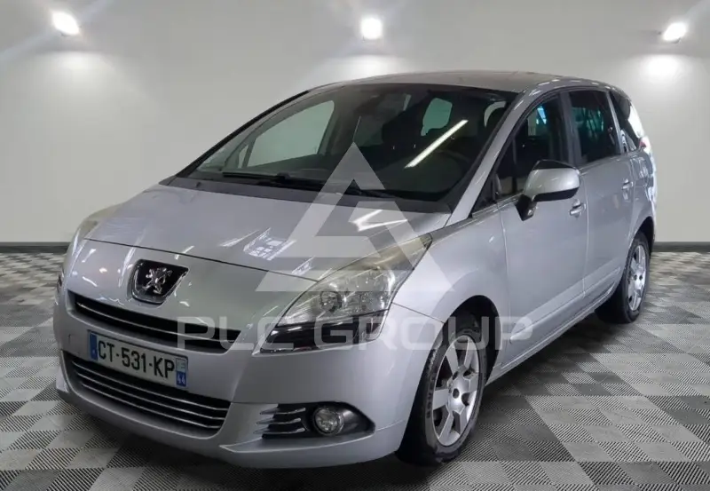 2013 Peugeot 5008