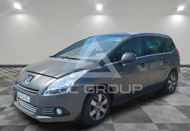 2013 Peugeot 5008