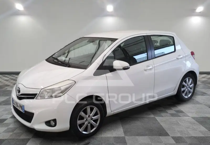 2014 Toyota YARIS