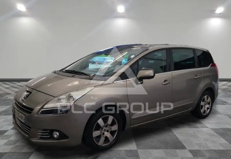 2014 Peugeot 5008