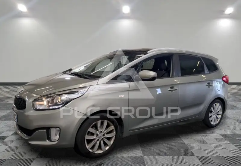 2014 KIA Carens