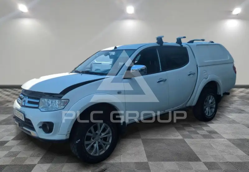 2015 Mitsubishi L200