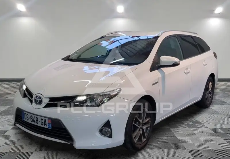 2015 Toyota AURIS