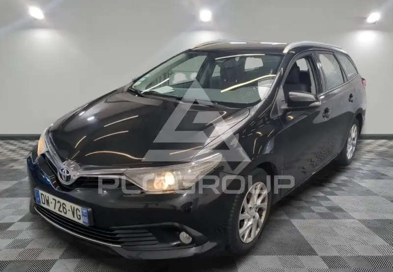 2015 Toyota AURIS