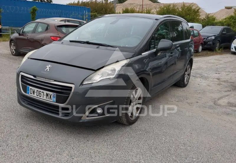 2015 Peugeot 5008