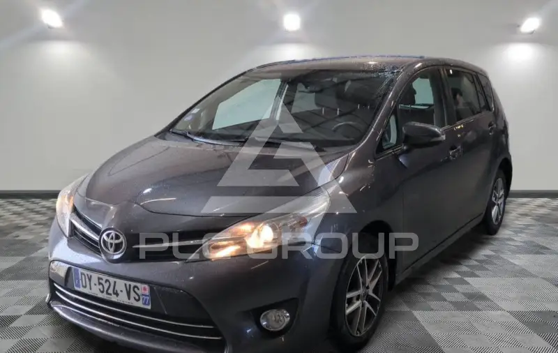2016 Toyota VERSO