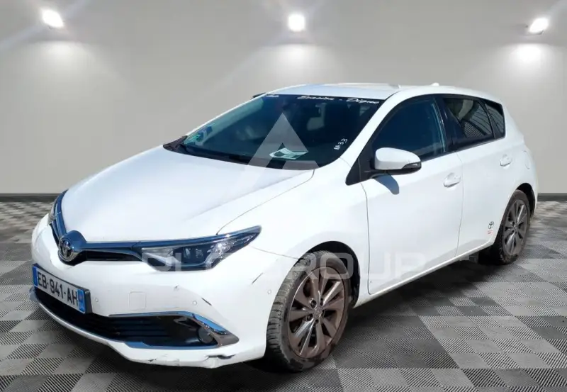 2016 Toyota AURIS