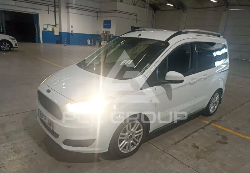 2016 Ford Tourneo