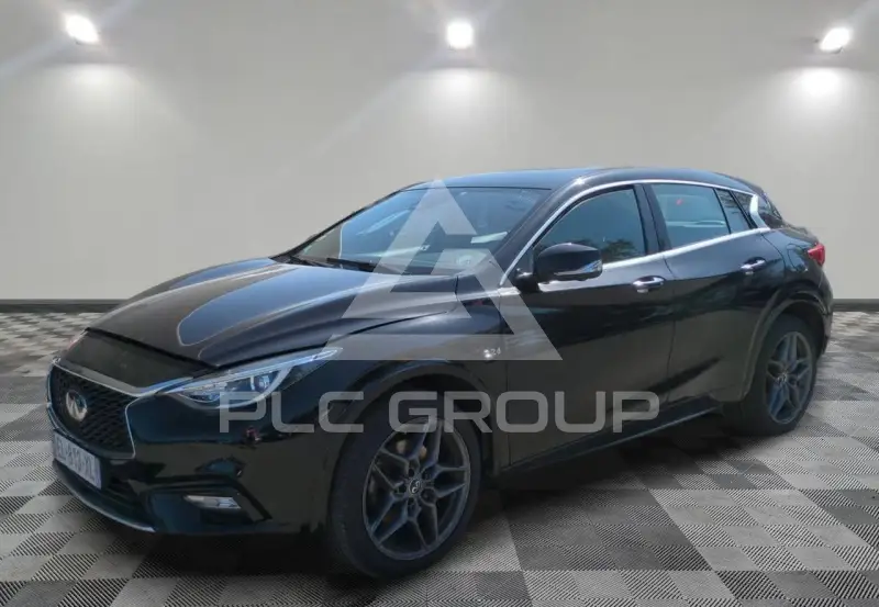 2017 Infinity Q30