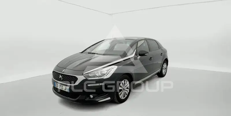 2018 DS DS5