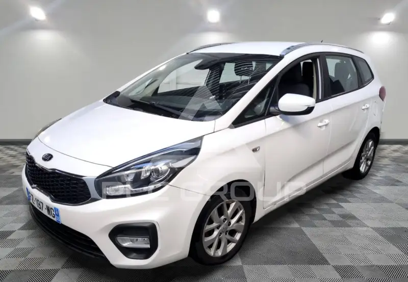 2018 KIA Carens