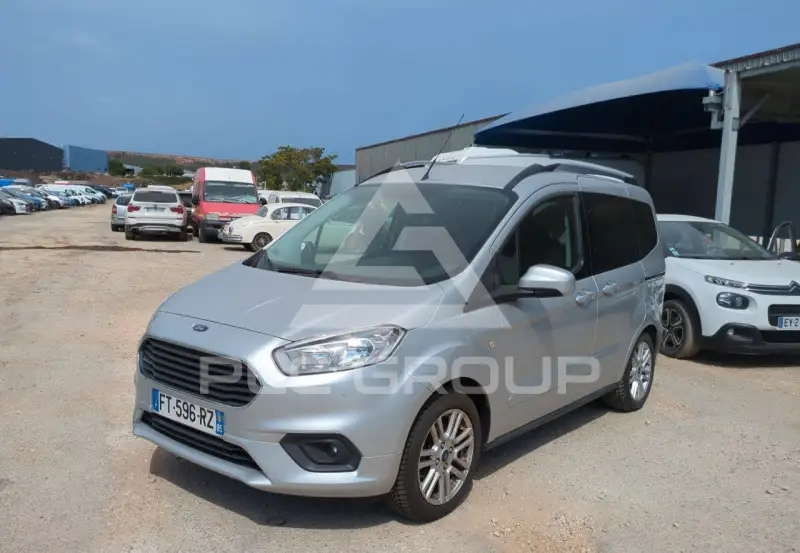 2020 Ford Tourneo