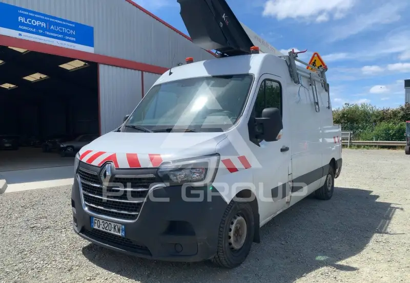 2020 Renault Master
