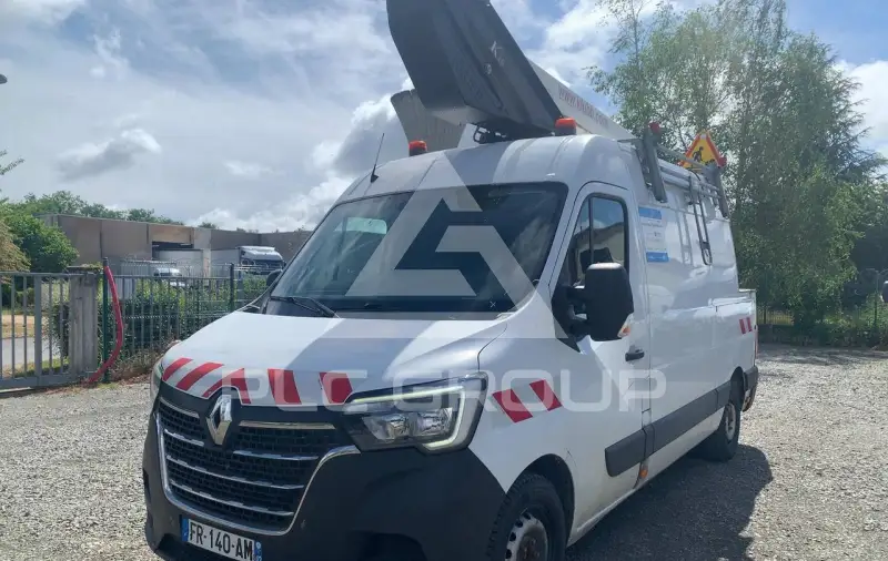 2020 Renault Master
