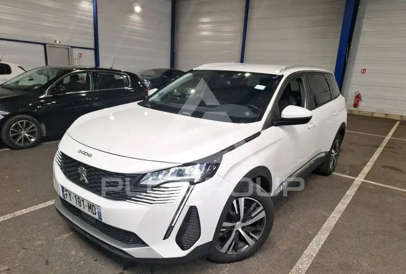 2021 Peugeot 5008