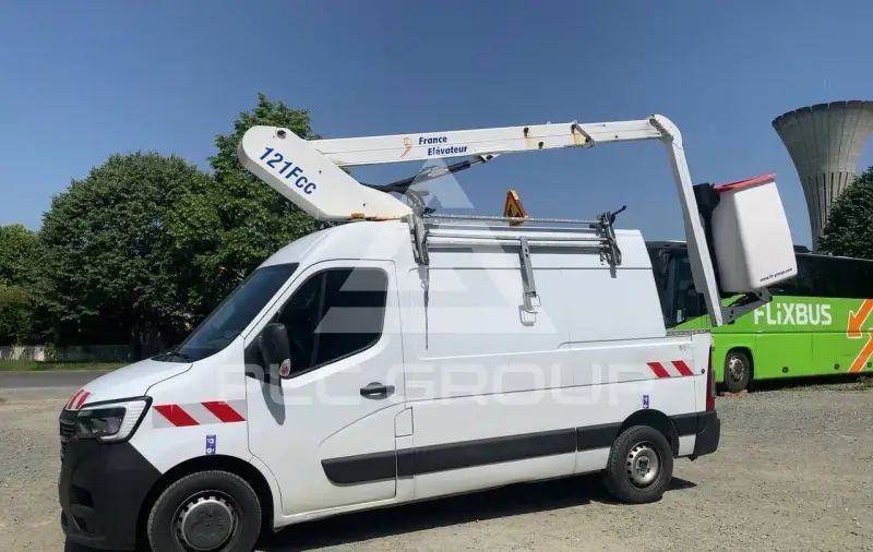 2021 Renault Master