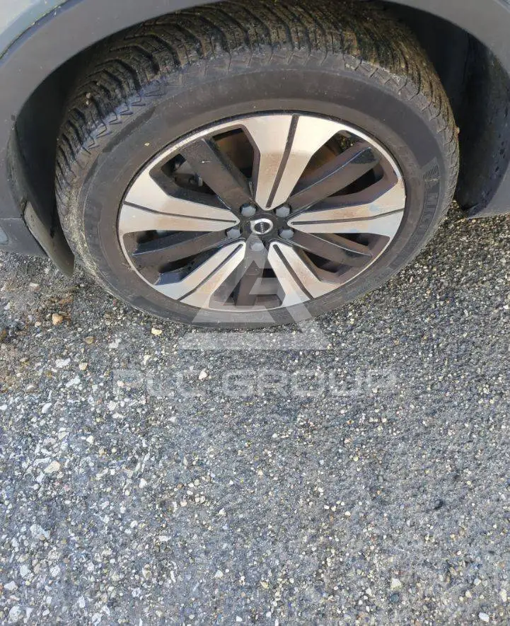2022 Volvo XC40