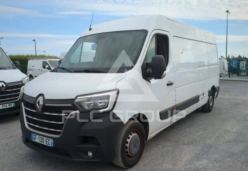 2022 Renault Master