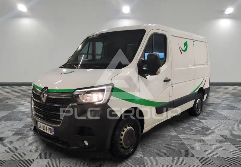 2022 Renault Master