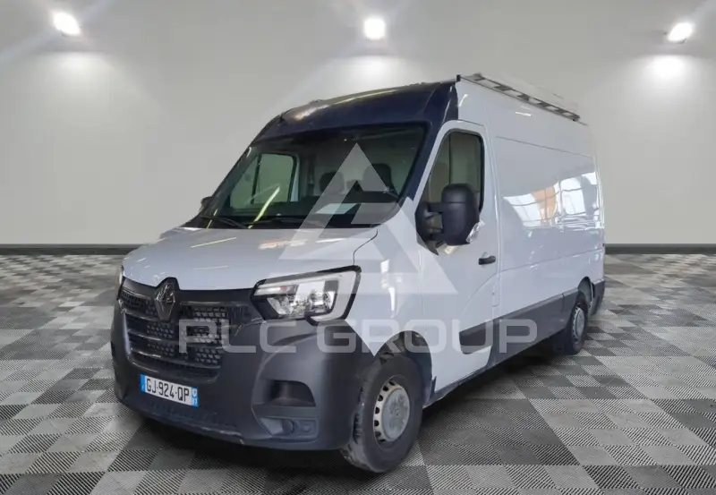 2022 Renault Master
