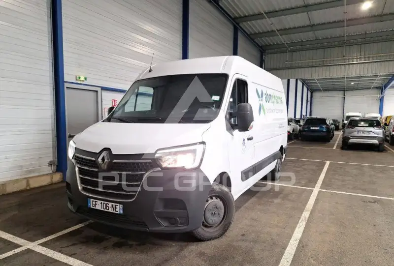 2022 Renault Master