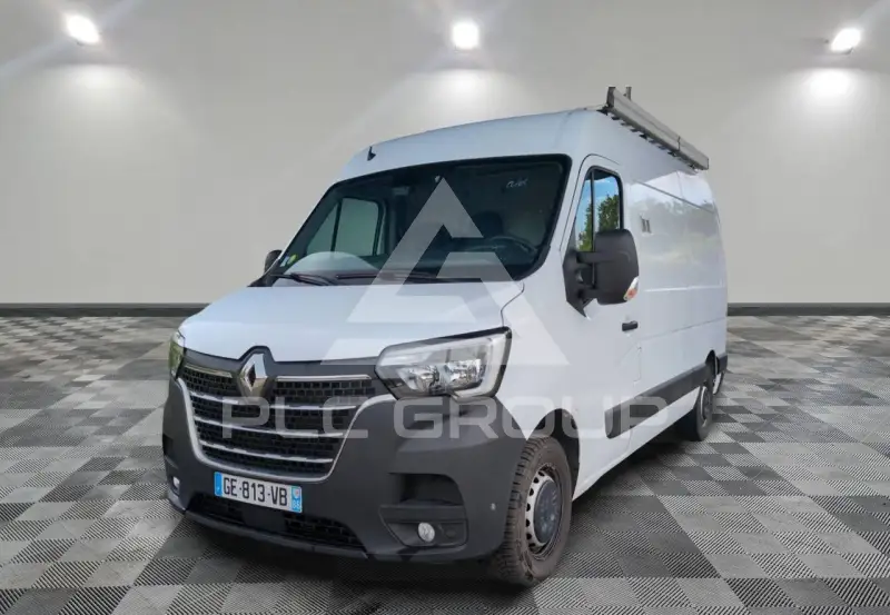 2022 Renault Master