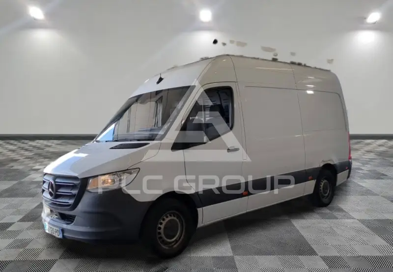 2022 Mercedes Benz Sprinter