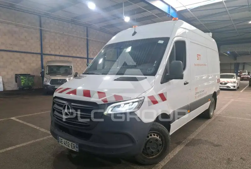 2022 Mercedes Benz Sprinter