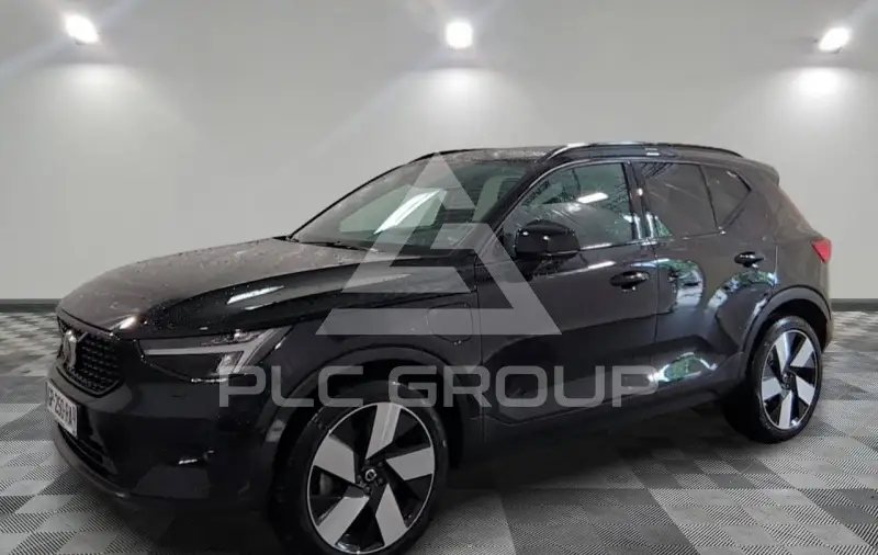 2023 Volvo XC40