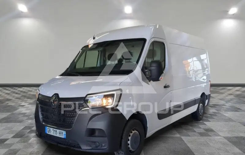 2023 Renault Master