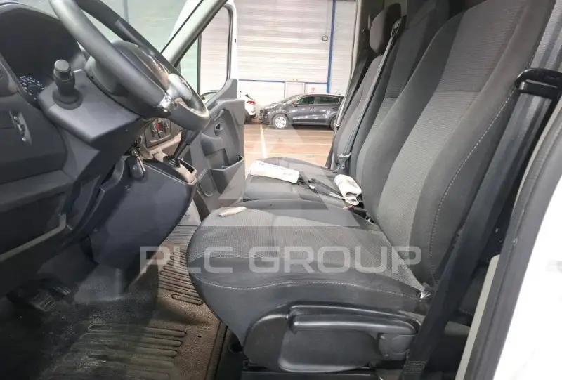 2023 Renault Master