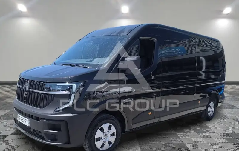 2025 Renault Master
