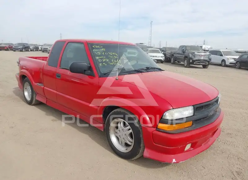 2000 Chevrolet S10 фото