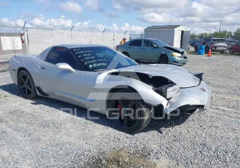 2001 Chevrolet Corvette photo