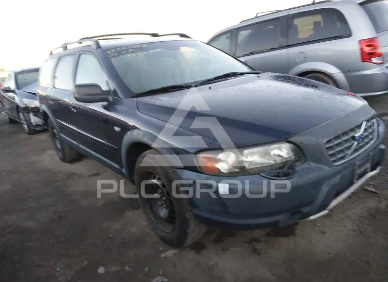 2004 Volvo V70 фото