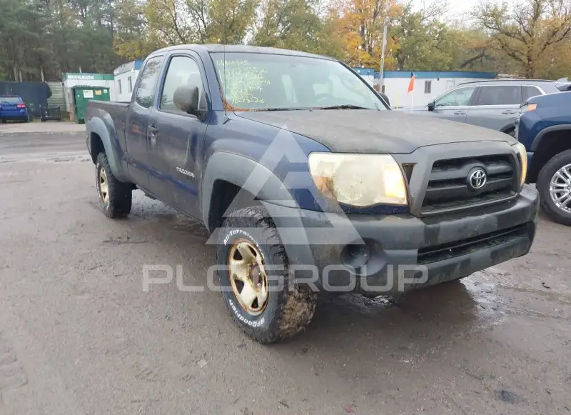 2005 Toyota TACOMA photo