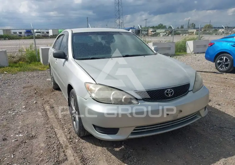 2005 Toyota CAMRY photo