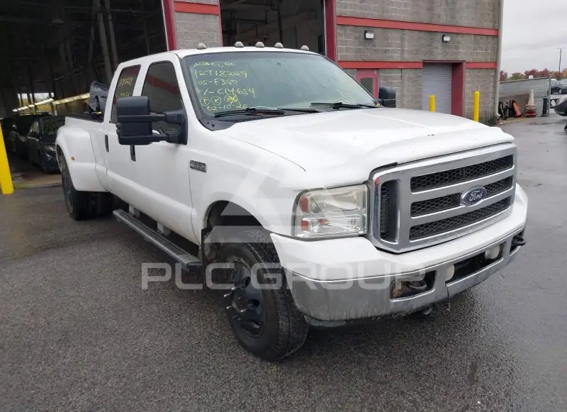 2005 Ford F-350 photo