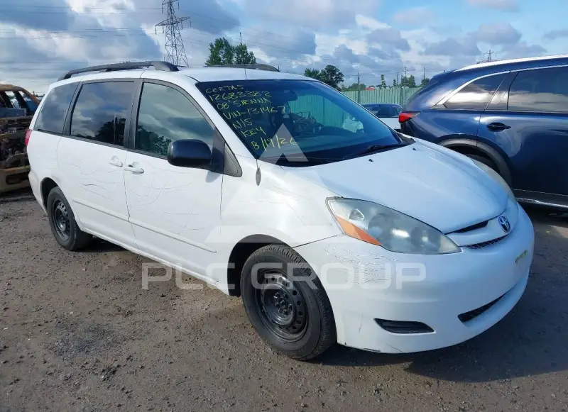 2008 Toyota SIENNA photo