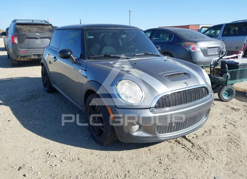 2009 Mini COOPER photo