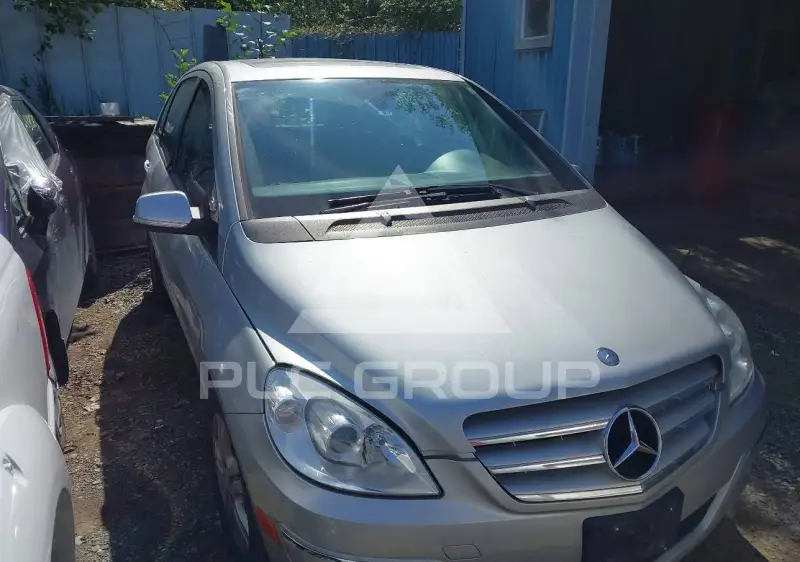 2009 Mercedes Benz B 200 photo