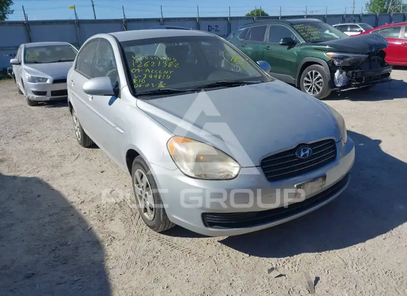 2009 Hyundai Accent photo