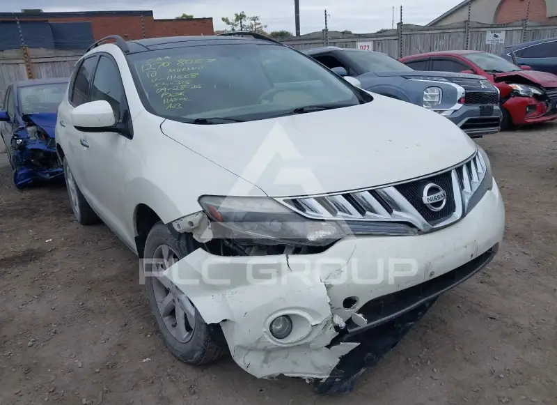 2010 Nissan MURANO photo