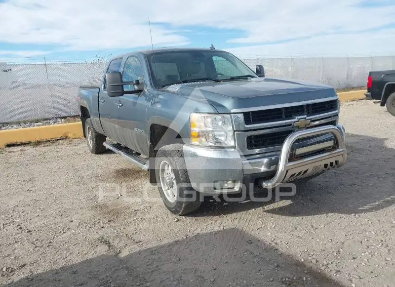 2010 Chevrolet Silverado photo