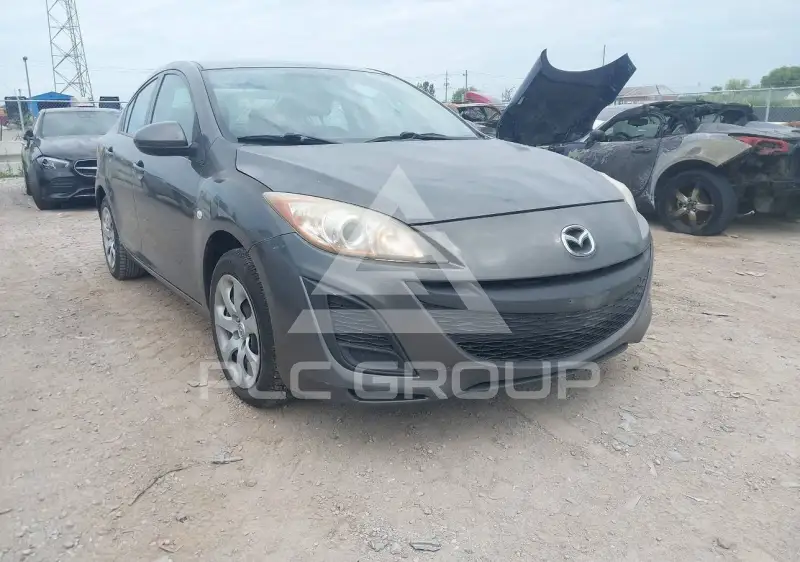 2010 Mazda 3 photo