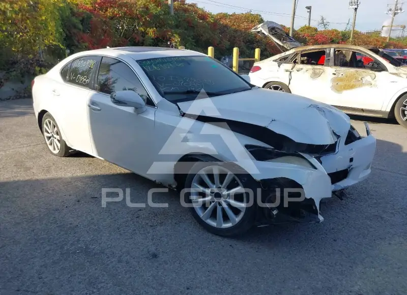 2010 Lexus IS250 фото