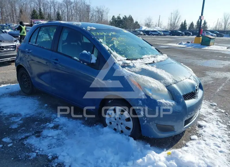 2010 Toyota YARIS фото