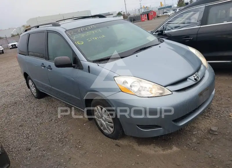 2010 Toyota SIENNA фото