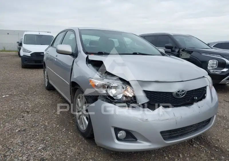 2010 Toyota COROLLA фото